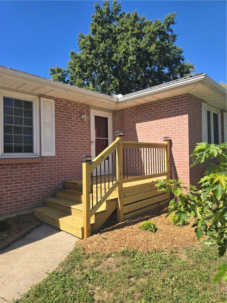 205 S Craig St, Clinton, MO 64735
