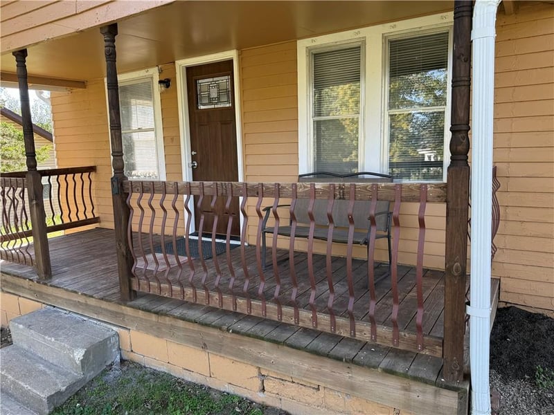 404 E 4th St, Lawson, MO 64062
