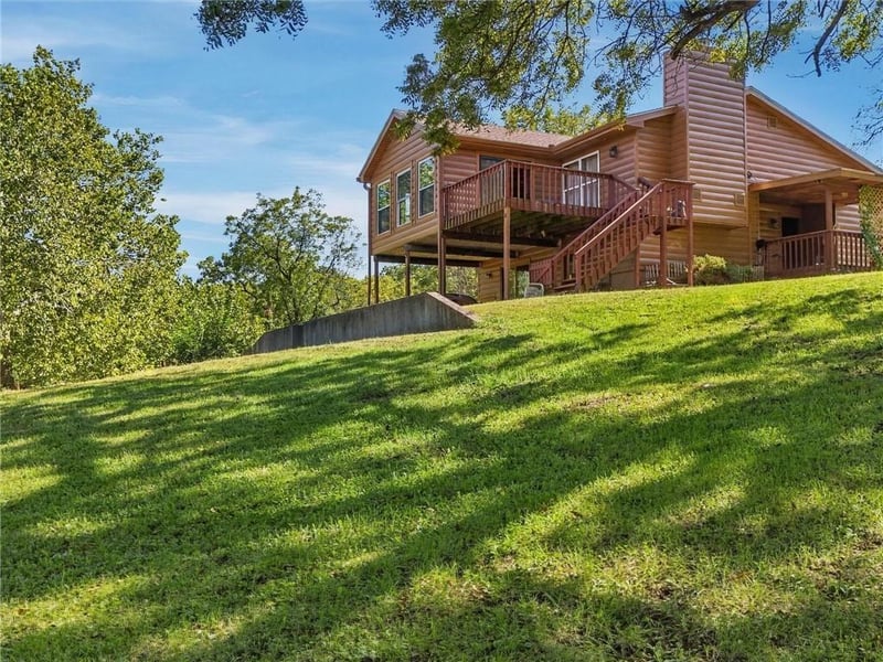 35240 W 123rd St, Rayville, MO 64084