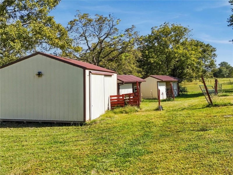 35240 W 123rd St, Rayville, MO 64084