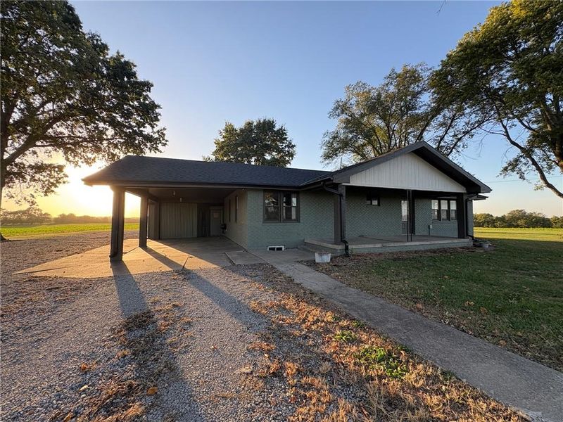 390 NW H Hw, Warrensburg, MO 64093