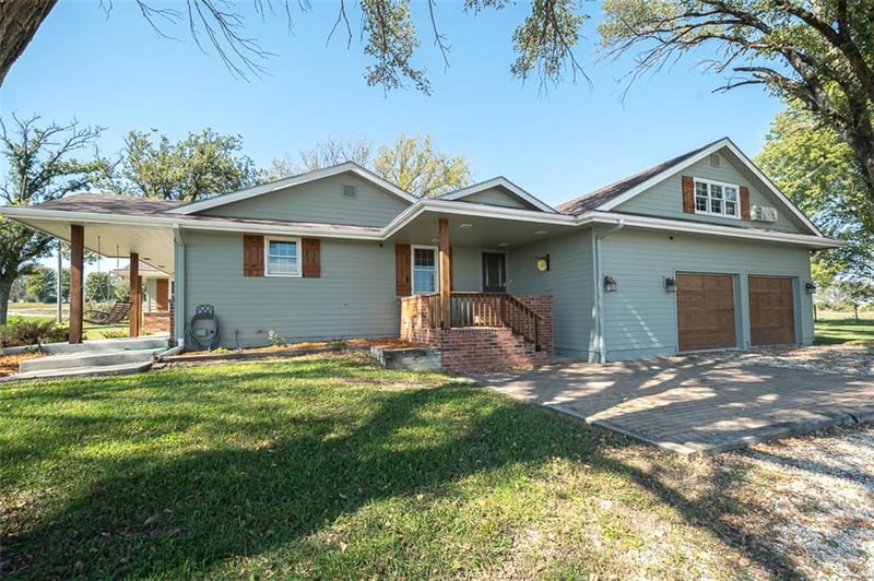 6572 E Us 56 Hw, Overbrook, KS 66524