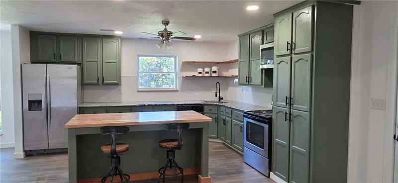 8714 Albany Rd, Orrick, MO 64077