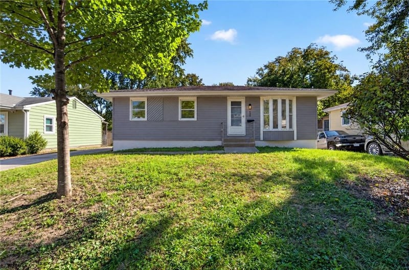 4909 N Manchester Ave, Kansas City, MO 64119
