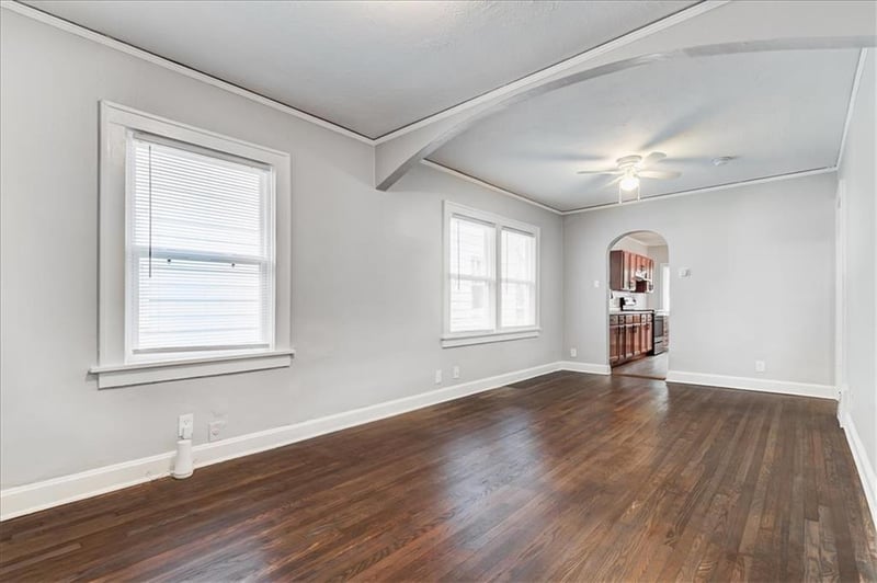 6015 Park Ave, Kansas City, MO 64130
