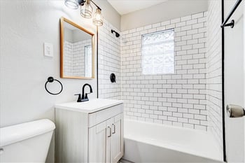 6015 Park Ave, Kansas City, MO 64130