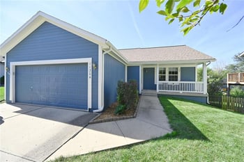 11304 N Nashua Dr, Kansas City, MO 64155