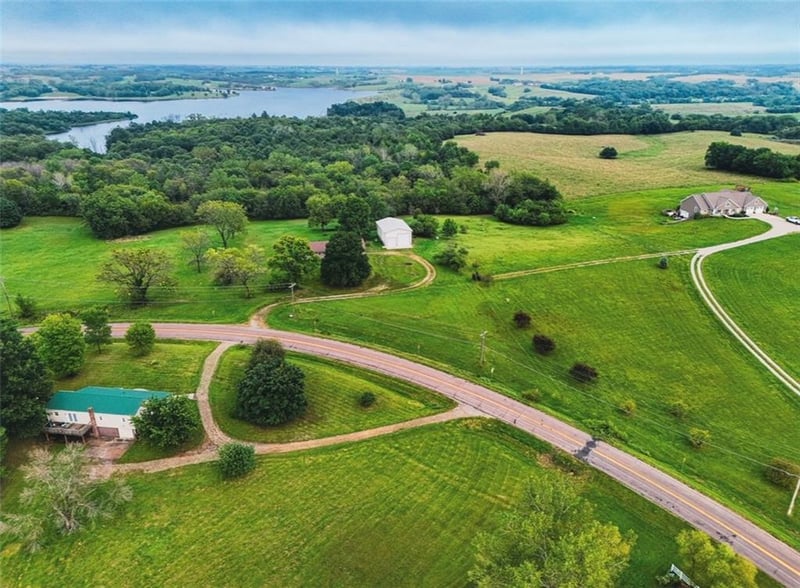 25499 State Hwy Ee N/A, Maryville, MO 64468