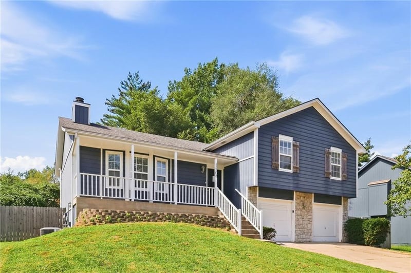 12308 Bristol Ave, Grandview, MO 64030