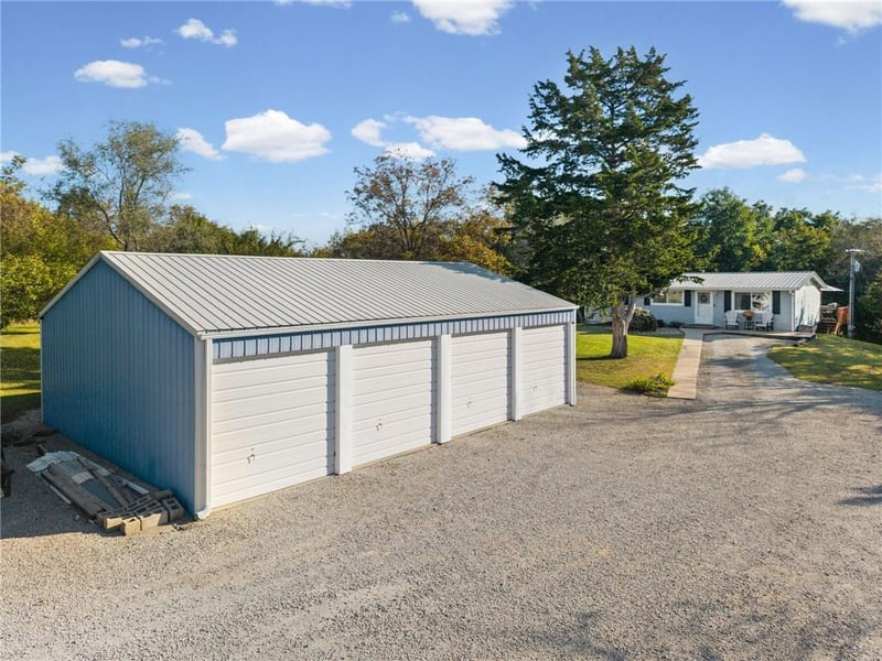 701 Field St, Gallatin, MO 64640