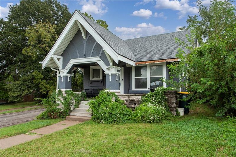 4201 Prospect Ave, Kansas City, MO 64130