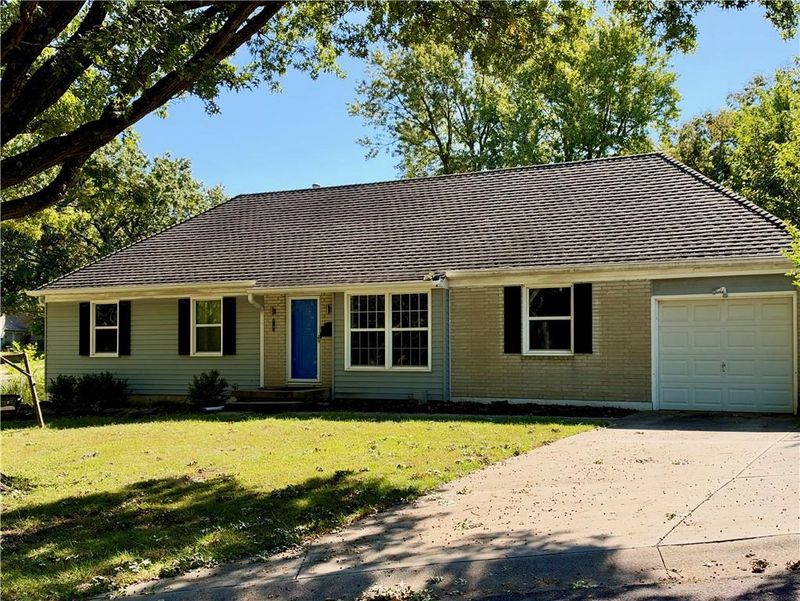 9702 Eby St, Overland Park, KS 66212