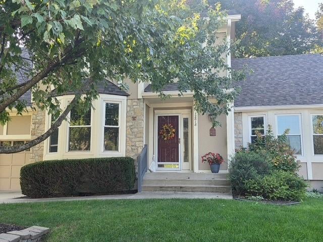 12818 Bond St, Overland Park, KS 66213