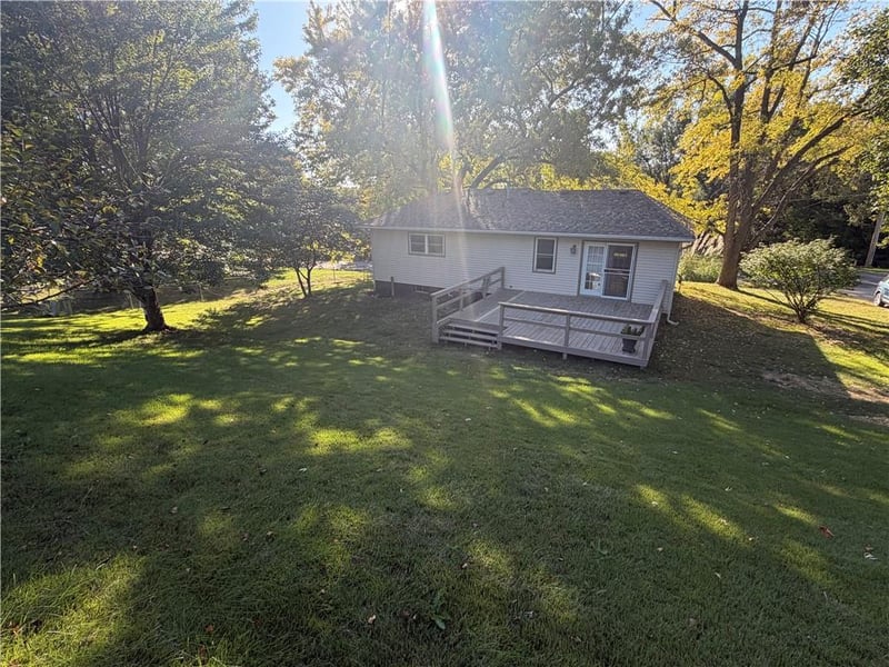 5605 South 14th St, St Joseph, MO 64504