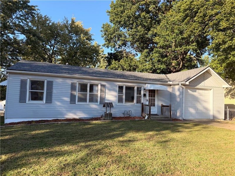 504 W 38th St N, Independence, MO 64050