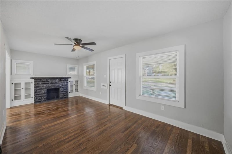 4223 Agnes Ave, Kansas City, MO 64130