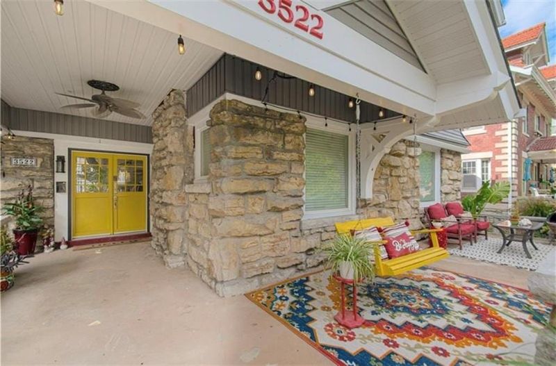 3522 Harrison St, Kansas City, MO 64109