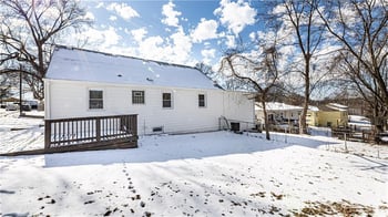 808 NE Russell Rd, Kansas City, MO 64116