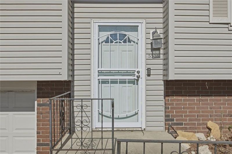 5538 Webster Ave, Kansas City, KS 66104