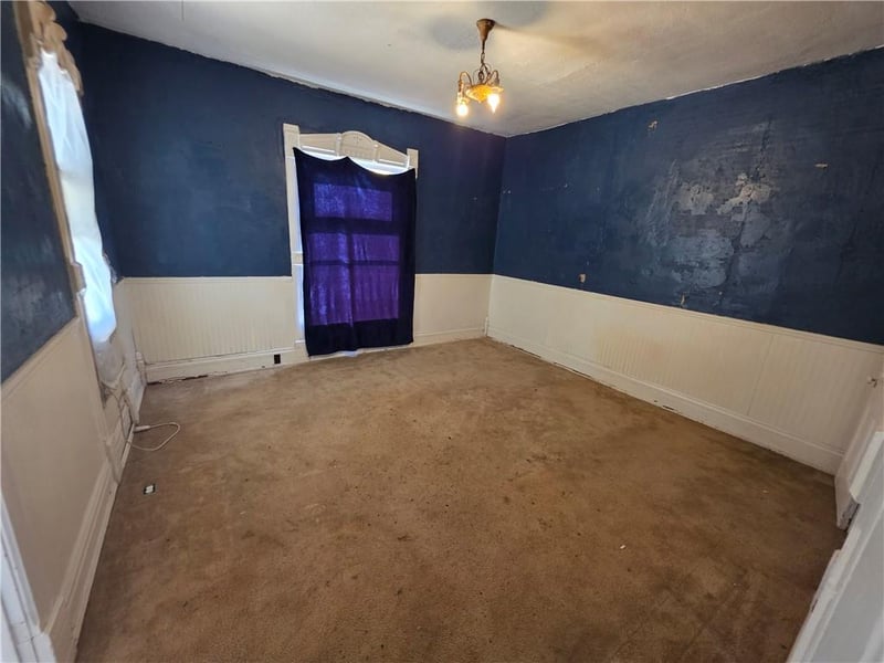 111 W Joe Davis St, El Dorado Springs, MO 64744
