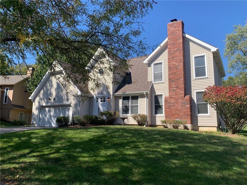 8304 Marston Ave, Kansas City, MO 64151