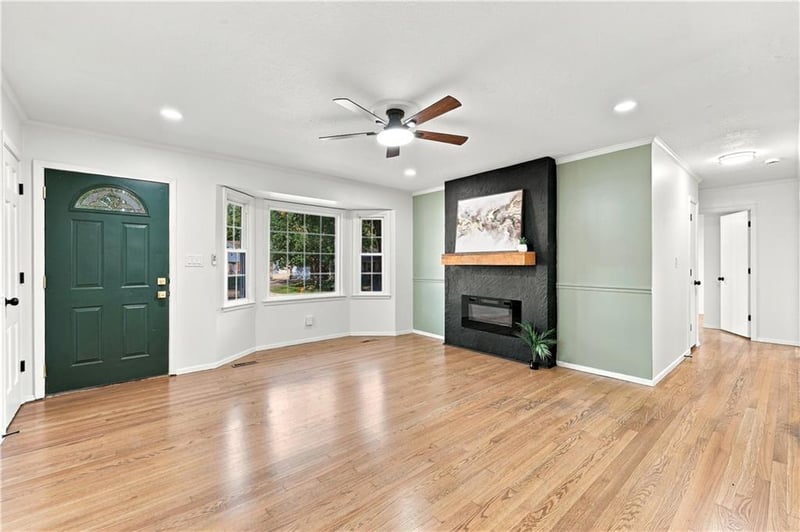 15401 E 36th St S, Independence, MO 64055