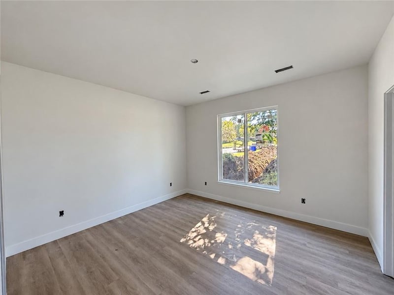 105 W Morgan St, Sedalia, MO 65301