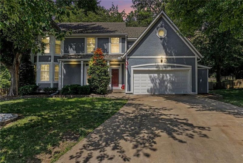 5304 Mullen Rd, Shawnee, KS 66216