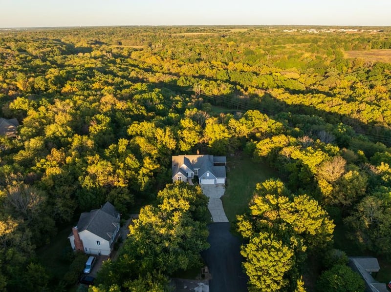 4990 W 178th Terr Ter, Stilwell, KS 66085