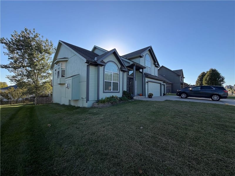 6211 NE 119th Ter, Kansas City, MO 64156