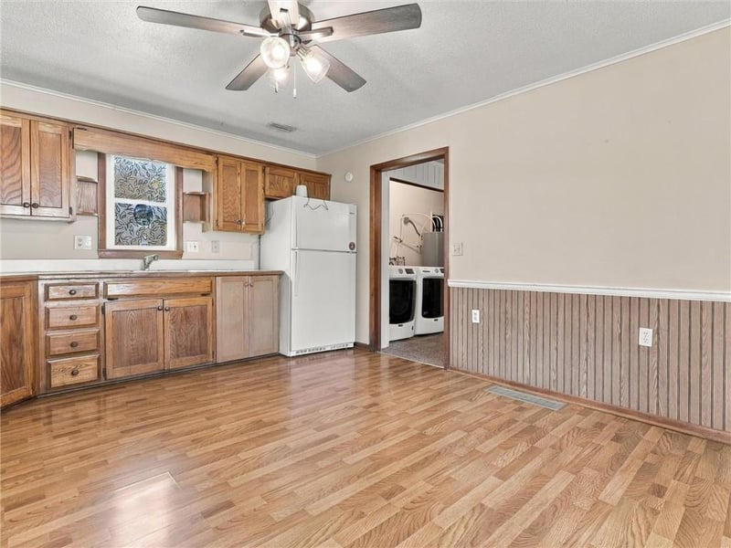 302 12 S Bissell St, Orrick, MO 64077
