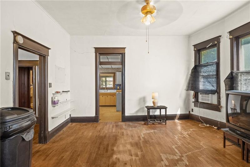 2611 Mitchell Ave, St Joseph, MO 64507