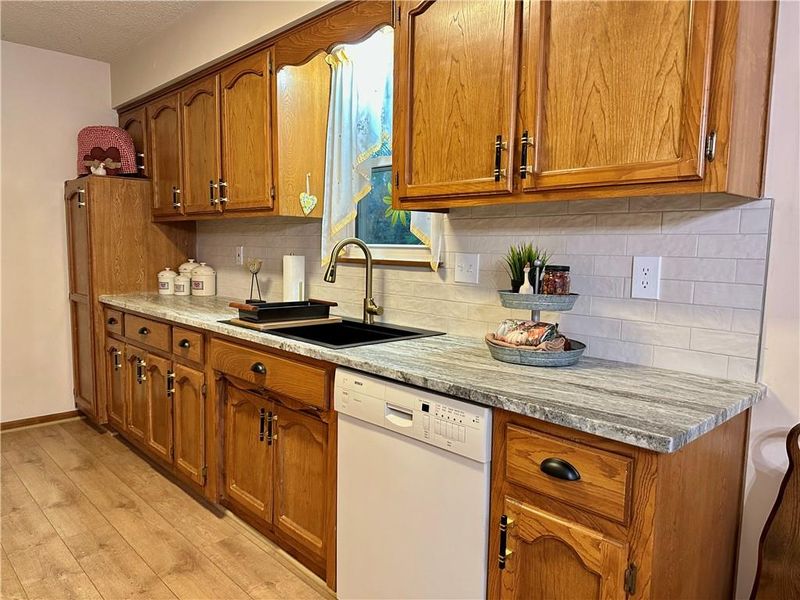 16003 Allen St, Belton, MO 64012