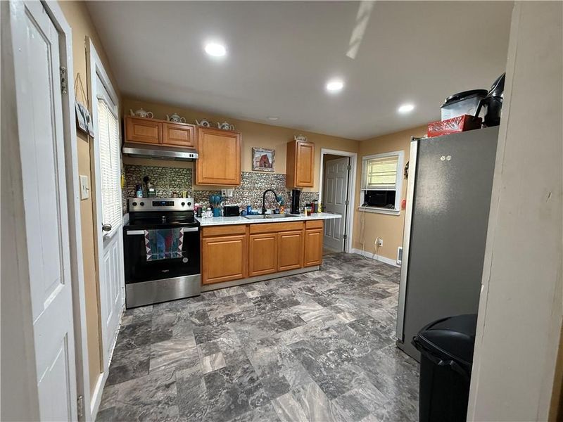 80 S Douglas St, Kingston, MO 64650