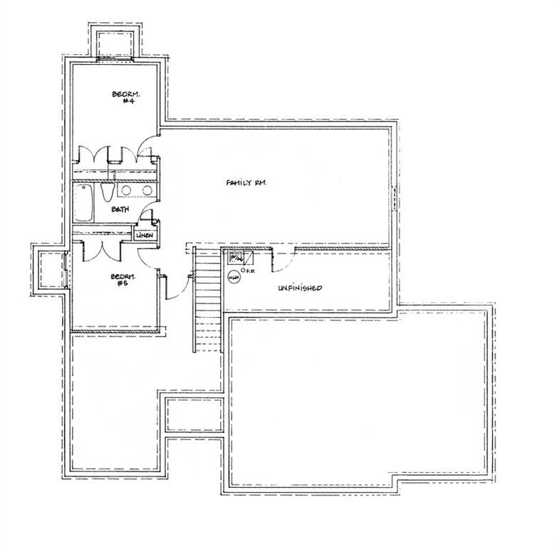 2806 Stone Creek Ave, Tonganoxie, KS 66086