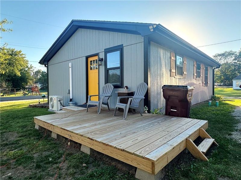 107 E 7th St, Urich, MO 64788