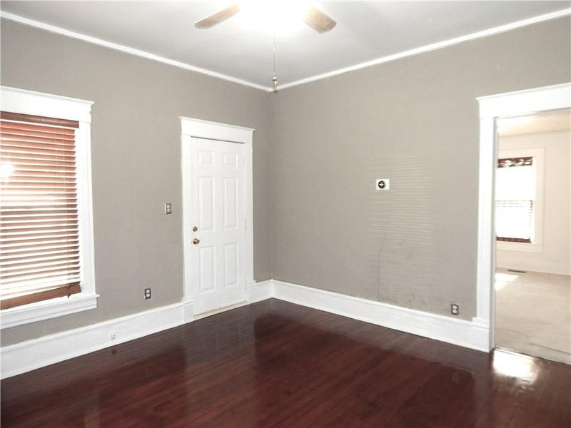 452 Water St, Liberty, MO 64068
