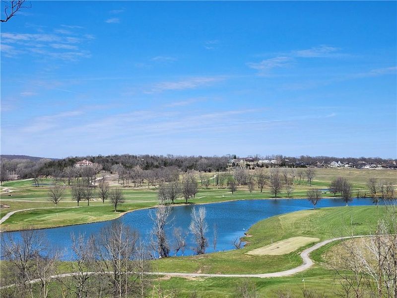 6 W Ridgewood Cir, Linn Valley, KS 66040