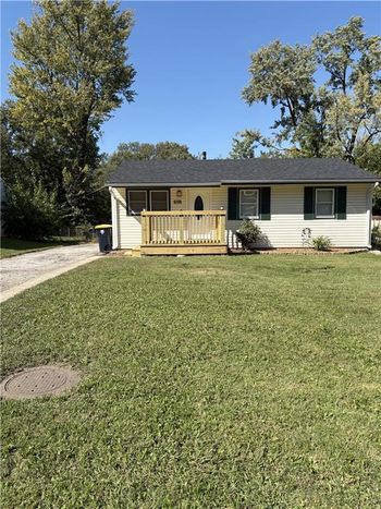 5126 N Corrington Ave, Kansas City, MO 64119