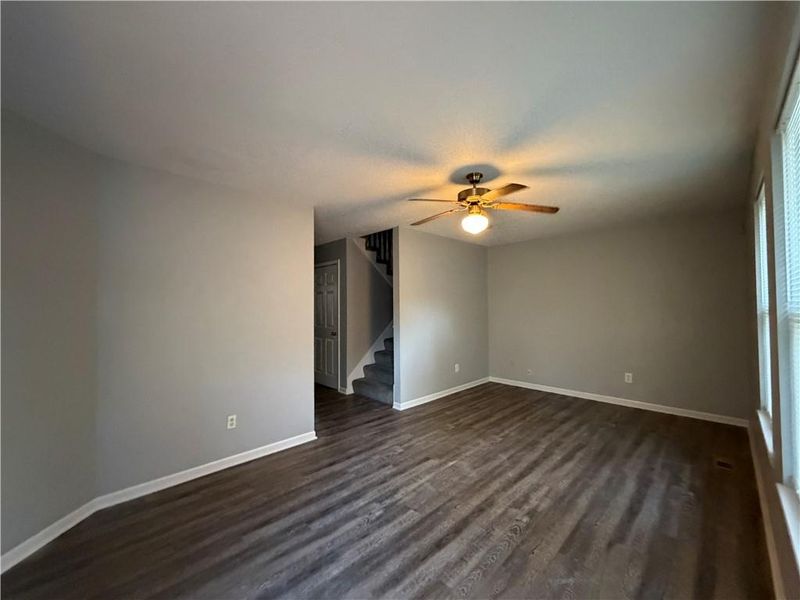 1700 W Walnut St, Independence, MO 64050