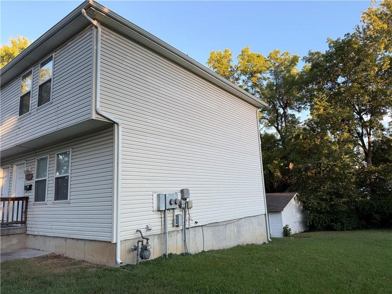 1700 W Walnut St, Independence, MO 64050