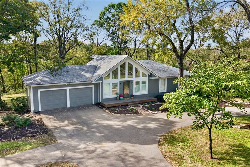27351 W 87th St, Lenexa, KS 66227