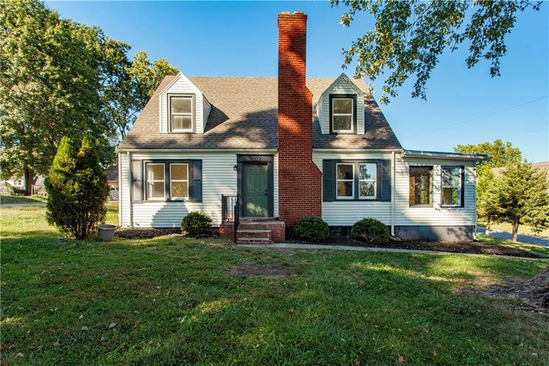 222 NE 43rd St, Kansas City, MO 64116