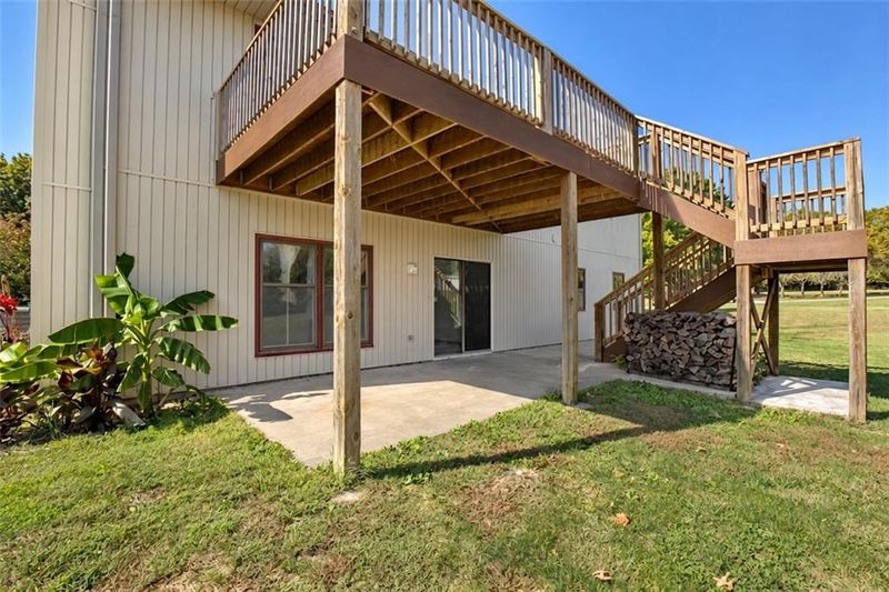 12915 Meadowlark St, Lee's Summit, MO 64086