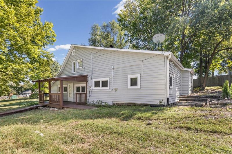 704 N Ann St, Columbia, MO 65201