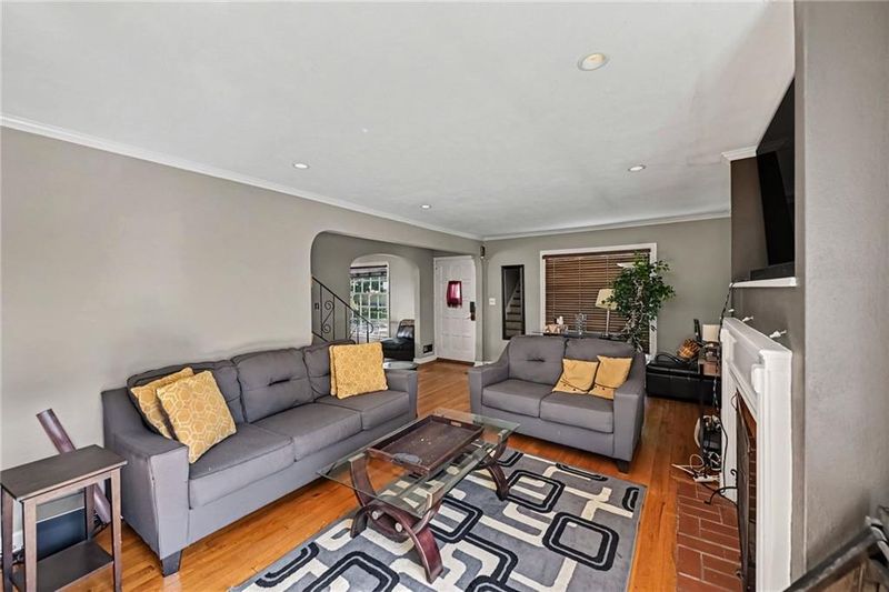 7440 Harrison St, Kansas City, MO 64131