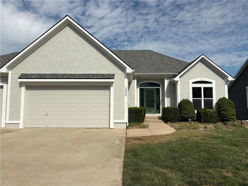 3004 SW Silverspur Ln, Lee's Summit, MO 64081