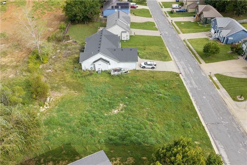 104 E Whispering Hills Blvd, Lone Jack, MO 64070