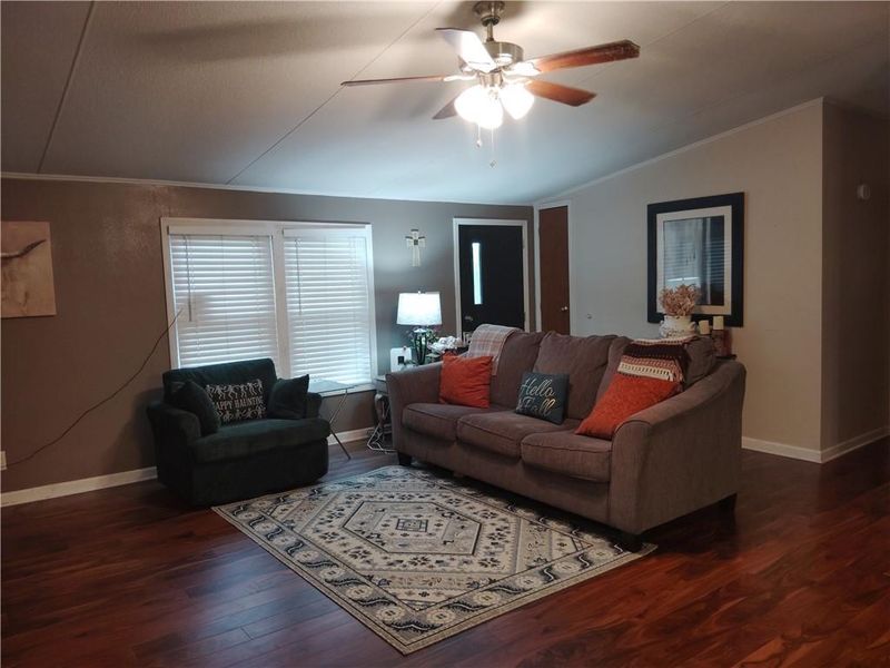 78 Newberry Dr, Linn Valley, KS 66040