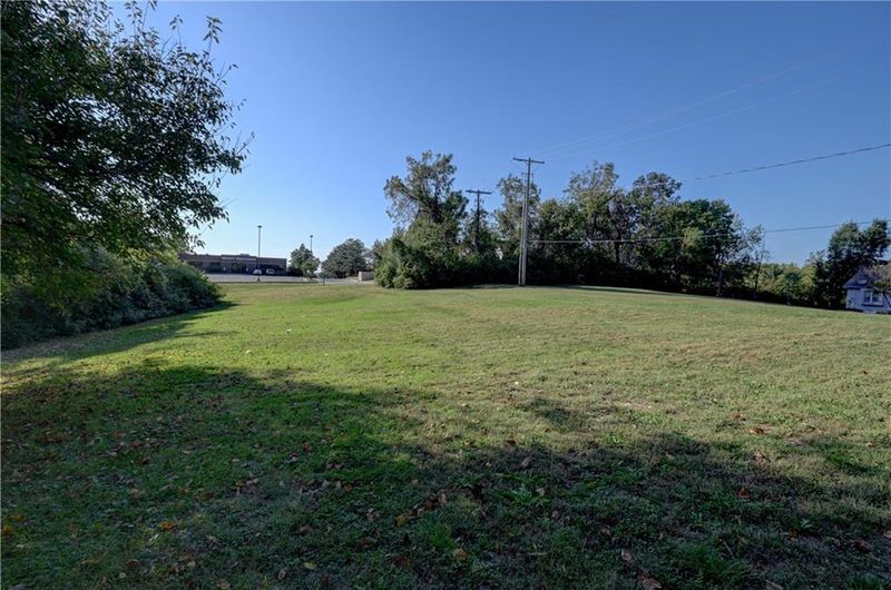 N Main St, Kansas City, MO 64118